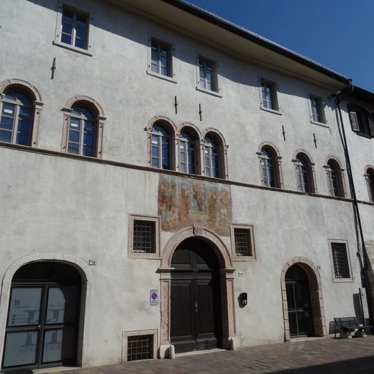 Palazzo a Prato