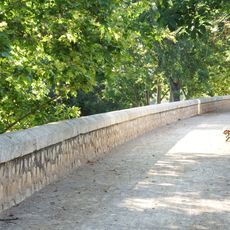 Turia river parapet between Sant Josep and Exposició bridges