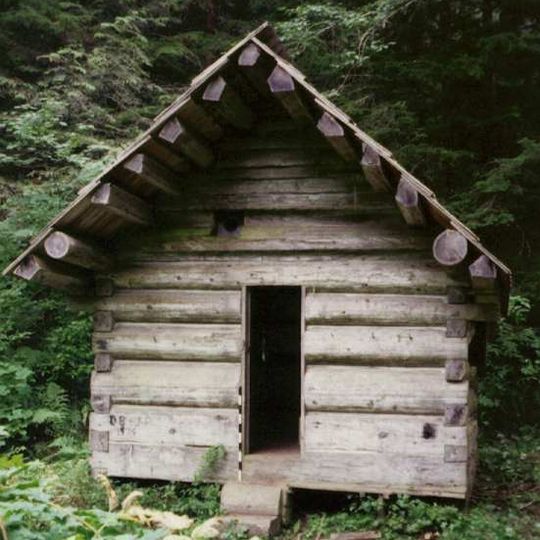 Deer Lick Cabin