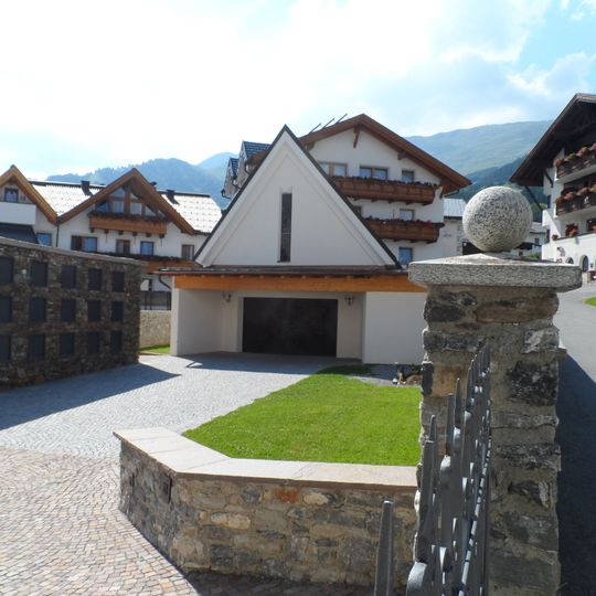 Aufbahrungshalle/Totenkapelle