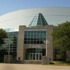 Vibrant Arena at The MARK
