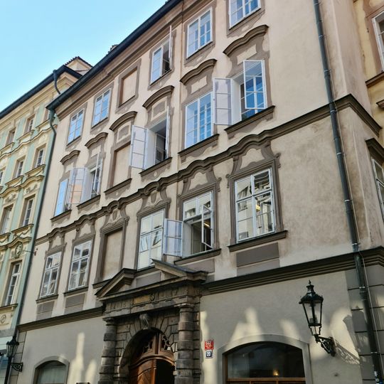 Buquoyský palác