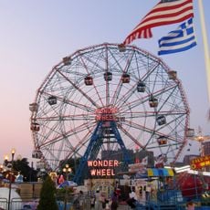 Deno's Wonder Wheel Amusement Park