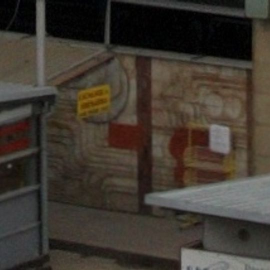 Middle decorative wall