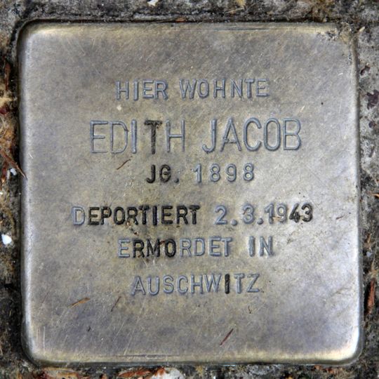 Stolperstein en memoria de Edith Jacob