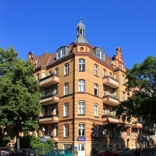 Wohn- und Geschäftshaus Am Buddeplatz 4 Brunowstraße 2 & 3