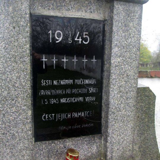 Památník obětem pochodu smrti ve Velečíně