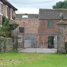 Gate piers north of Spurstow Lower Hall