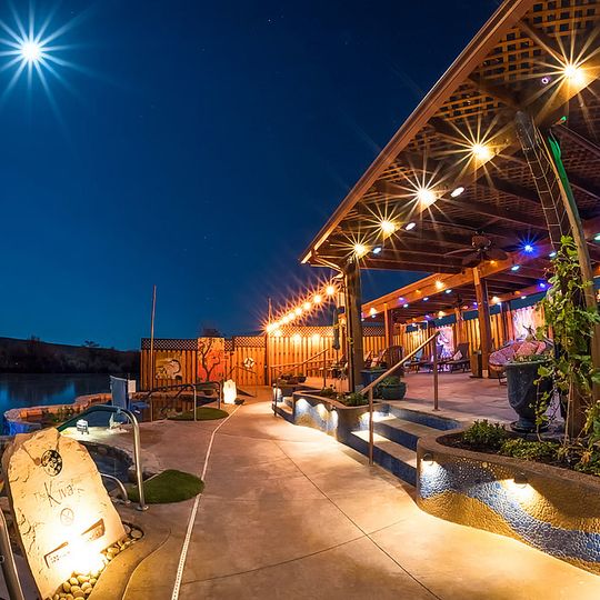 Riverbend Hot Springs