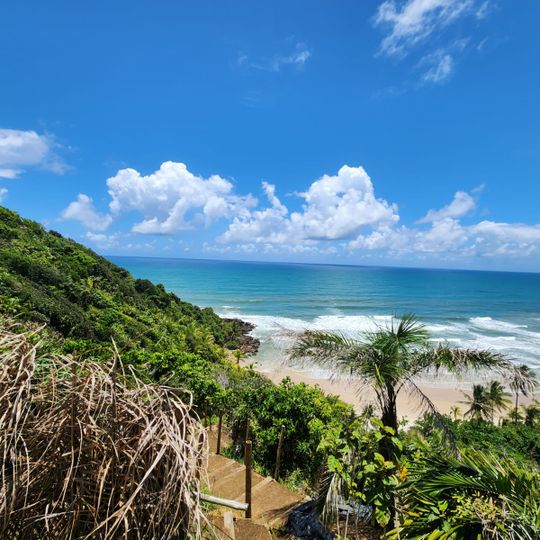 Praia de Itacarezinho