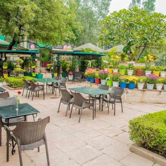 Eatery Royale