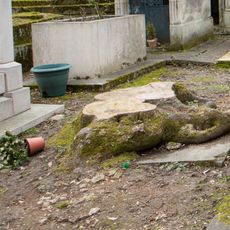 Grave of Unidentified 2