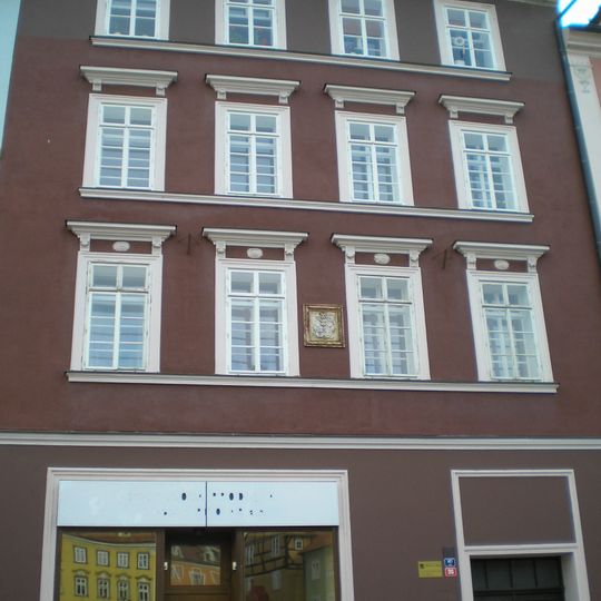 Náměstí Krále Jiřího z Poděbrad 36