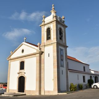 Igreja de Nossa Senhora da Purificação de Montelavar e respetivo adro