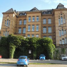 Ferdinand-Sauerbruch-Klinikum, Gebäude 9