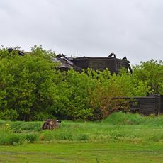 Ruins of wooden church, Lushnikovo