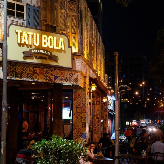 Tatu Bola Bar Gomes de Carvalho