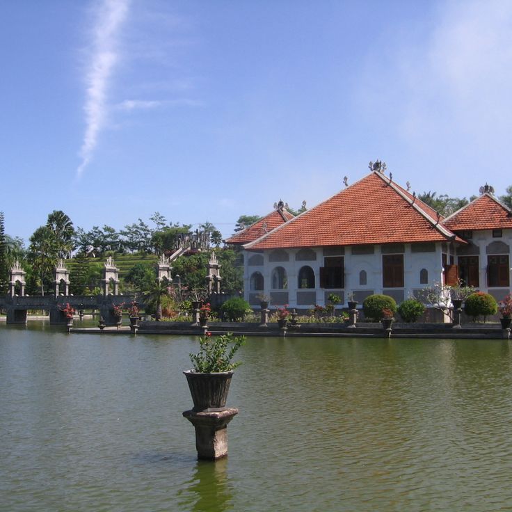 Palácio da Água de Ujung