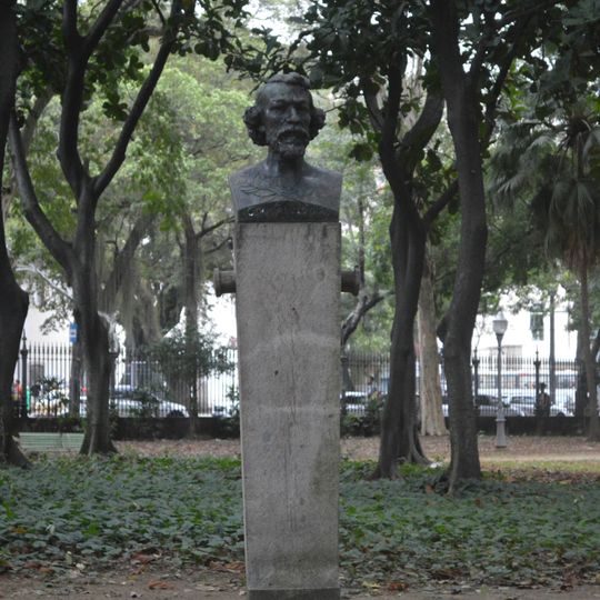 Gonçalves Dias no Passeio Público
