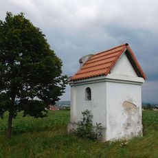 Kaplička u Loštic na Chlumku v poli