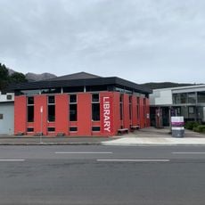 Queenstown Library