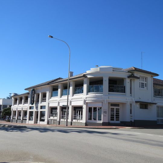 Cottesloe Beach Hotel