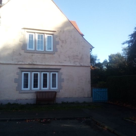 28 Earl Haig Gardens, Trinity, Edinburgh