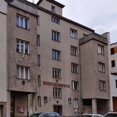 Gemeindebau Oelweingasse 7