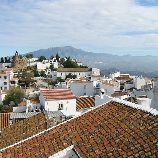 Comares