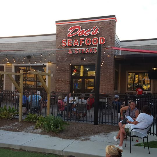 Docs Seafood & Steaks