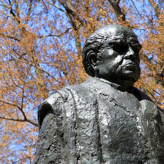 Statue of Domingo Faustino Sarmiento