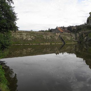 Chaussée de l'étang de Saint-Benoît-du-Sault