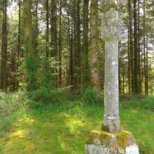 Croix monumentale du Mont-Dahin