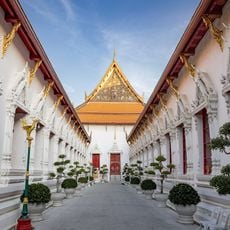 Wat Mahathat Yuwaratrangsarit