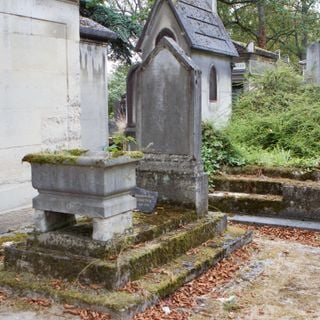 Grave of Trianon