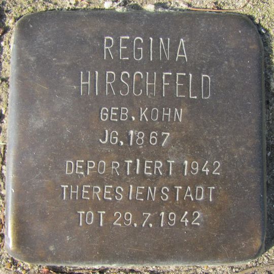 Stolperstein à la mémoire de Regina Hirschfeld