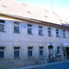 Wohnhaus in geschlossener Bebauung mit Ladeneinbau Wettinstraße 3