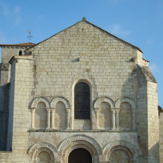 Église Notre-Dame-des-Sources de Fontaines