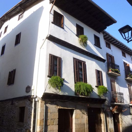 Casa Mayor 30