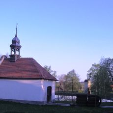 Sloup se sochou Panny Marie