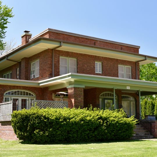O.F. and Lulu E. Fryer House