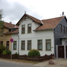 Ditfurter Weg 11, 13