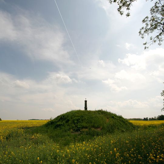 Mohyla v Chotouni