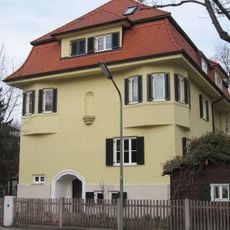 Doppelhaus mit Paosostraße 14