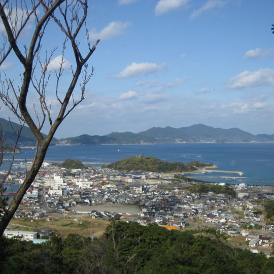 Nakadōri Island