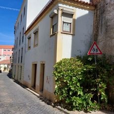 Casa na Rua Actor Taborda, 18 e 20