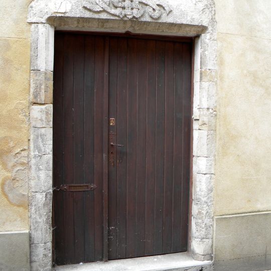 Immeuble, 1 petite rue Saint-Pierre