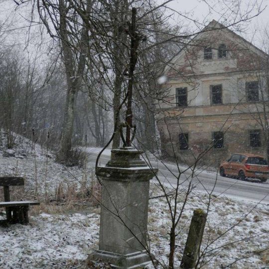 Pamětní kříž v Horním Kramolíně