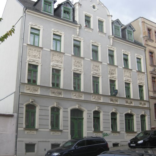Mietshaus in halboffener Bebauung Mosenstraße 3