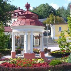 Gloriet (altán) na kolonádě v Lázních Libverda